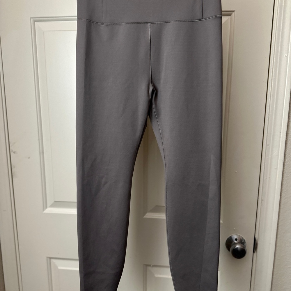 Vuori Gray Leggings